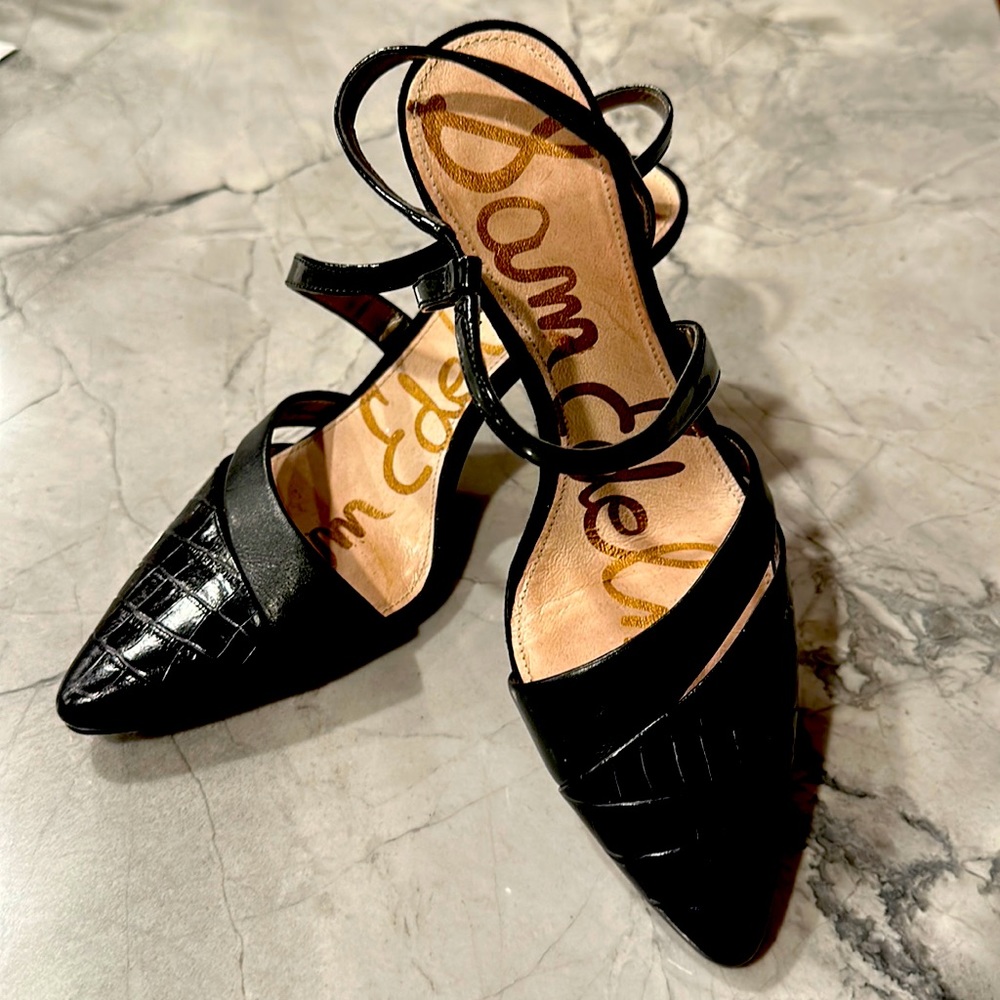 Sling shoes